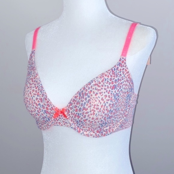 NWT Victoria’s Secret perfect coverage T-shirt bra - Picture 1 of 7
